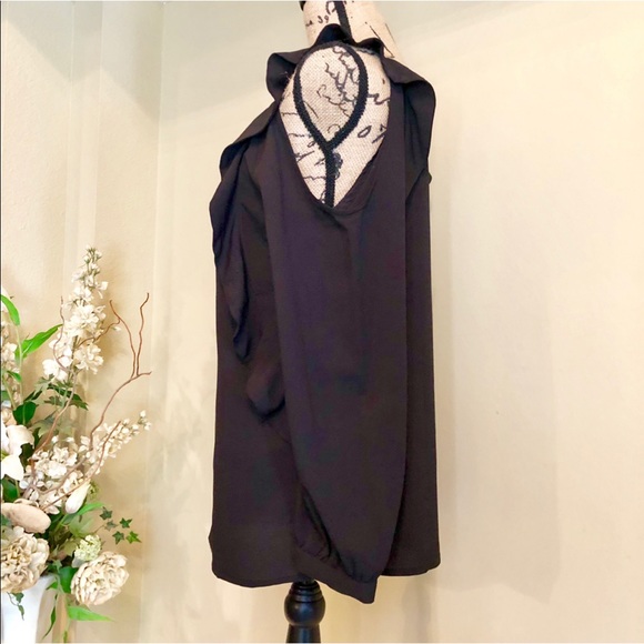 ~Chico’s~ Black cold shoulder long sleeve blouse - Picture 3 of 5